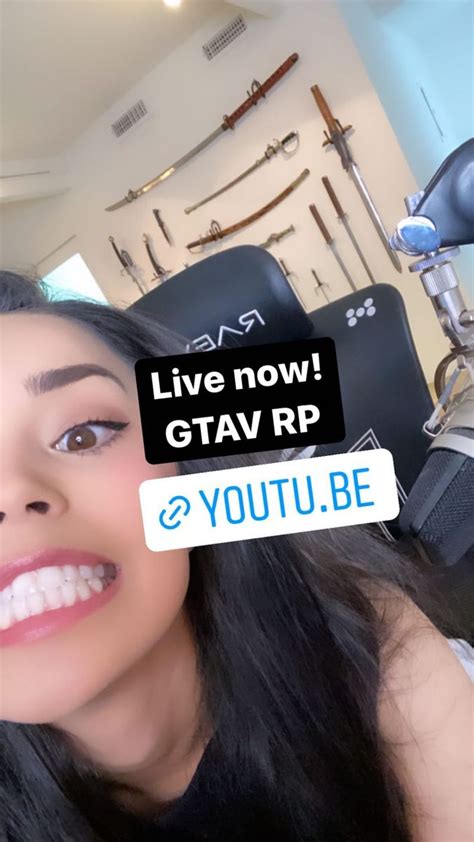 valkyrae live.